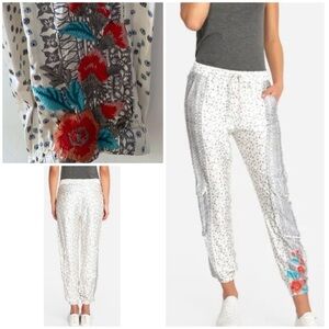 Johnny Was Mazey Silky Satin Flower Embroidered Floral Geo Cargo Joggers Pant L‌